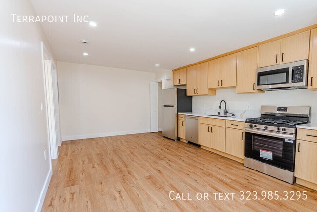 Building Photo - 456 S Breed St