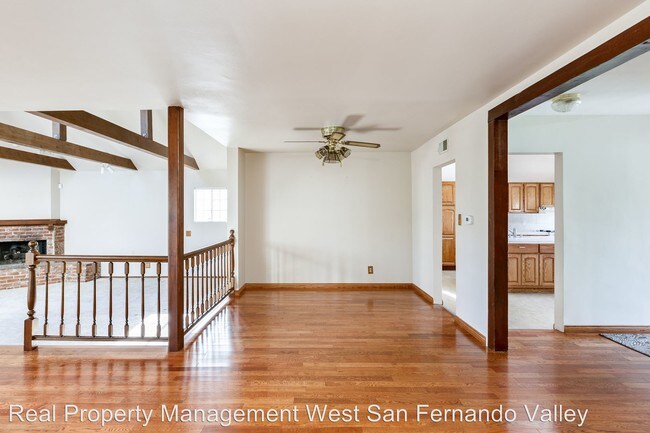Foto del edificio - 3 br, 2.5 bath House - 16462 Gledhill St