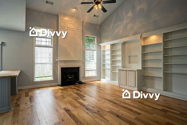 Foto del edificio - 4311 Shillham Ct