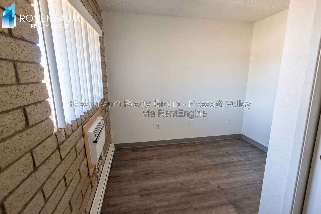 Building Photo - 8469 E Yavapai Rd