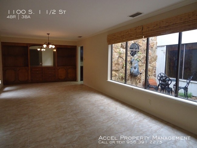 Foto del edificio - 1100 S 1 1/2 St