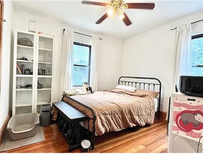 Building Photo - Renovated 3-Bedroom, 2-Bath in Lower Allst...