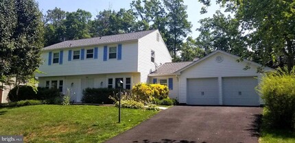 Building Photo - 12815 Point Pleasant Dr