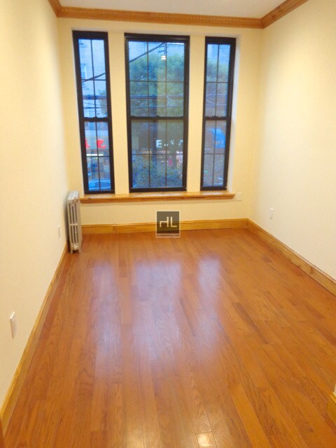 Building Photo - 463 64th St