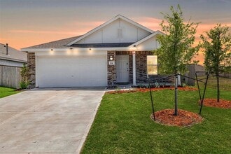 Building Photo - 3110 Spanish Oak Ln