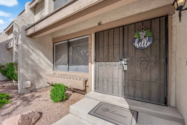 Foto del edificio - Charming 3 Bedroom ,2 bathroom in Paradise...