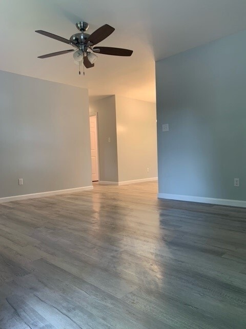 Foto del edificio - 907 Boyce St