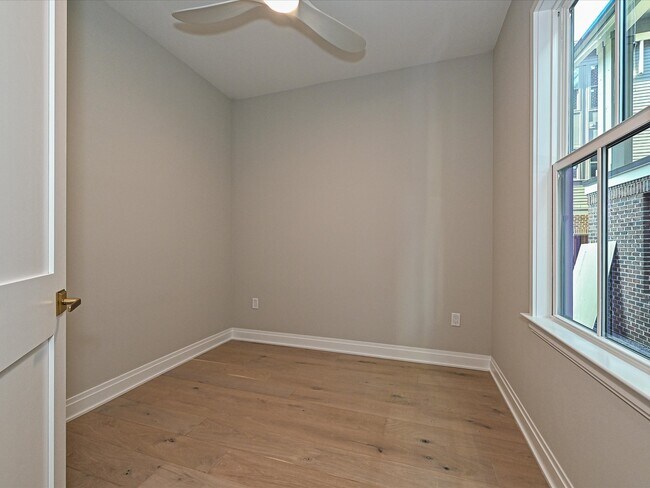 Foto del edificio - 4121 Selwyn Walk Ct