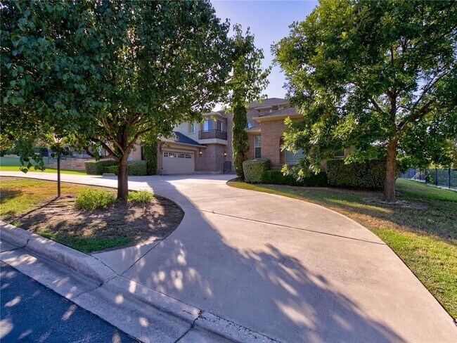 Building Photo - 104 Vailco Ln