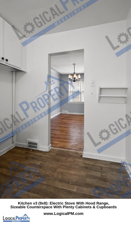 Building Photo - 2 Bed/1 Bath Upper Flat:Hrdwd Flr,Faux Fir...
