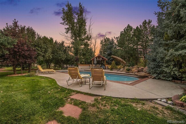 Building Photo - 6234 Crowfoot Valley Rd
