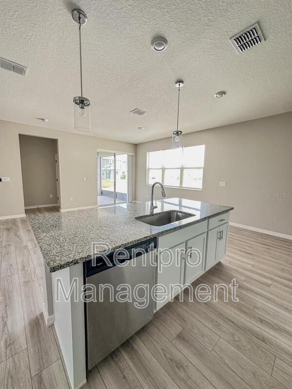 Foto del edificio - 9409 Baraboo Way