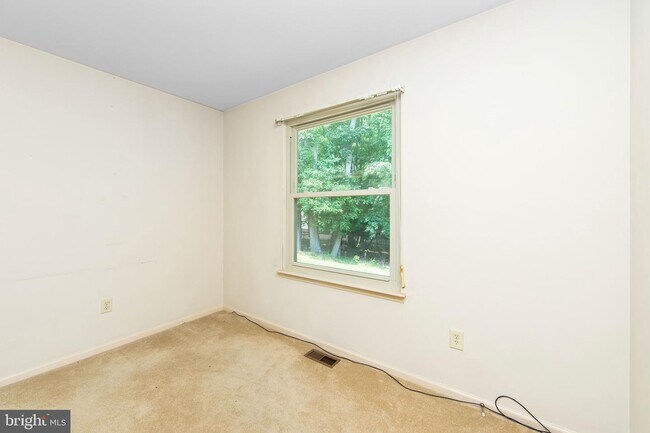 Foto del edificio - 11 Acorn Hill Dr