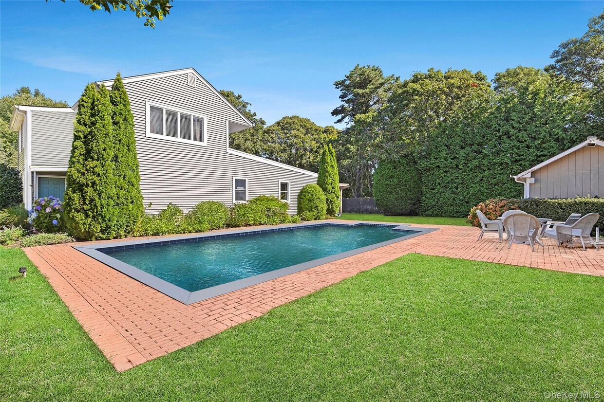 Foto principal - 190A Wakeman Rd