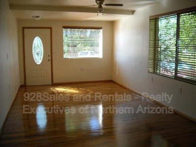 Foto del edificio - 806 W Coconino Ave