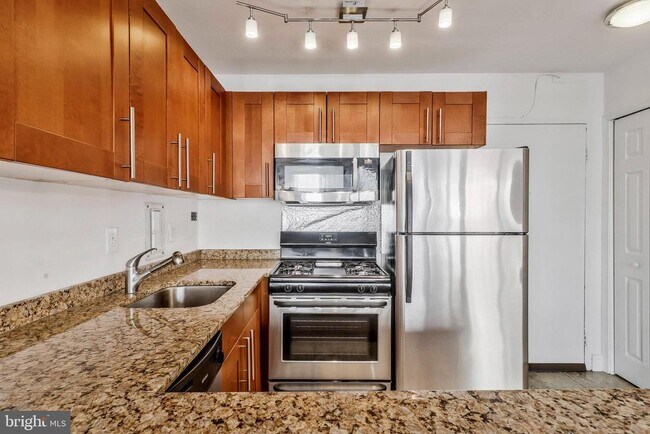 Foto del edificio - 922 24th St NW