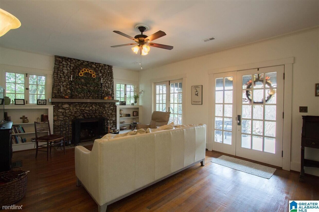 Primary Photo - 2 br, 2 bath Condo - 5145 7th Ct S