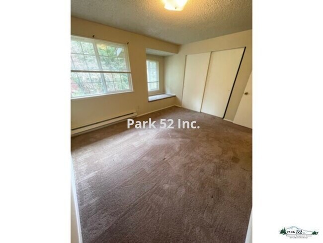 Building Photo - 9505 43rd Street Ct W