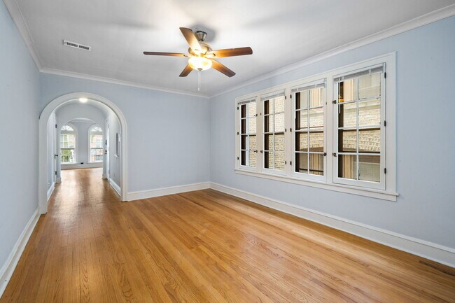 Foto del edificio - 7531 N Seeley Ave