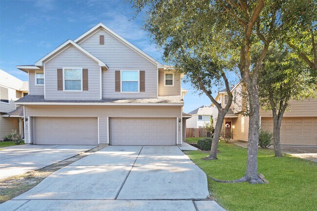 Foto del edificio - 14310 Mirkwood Ln