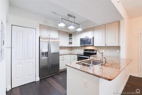 Building Photo - 1830 Radius Dr