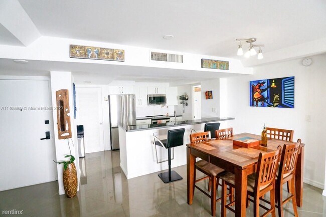 Building Photo - 3 br, 2 bath House - 2841 NE 163rd St Apt ...