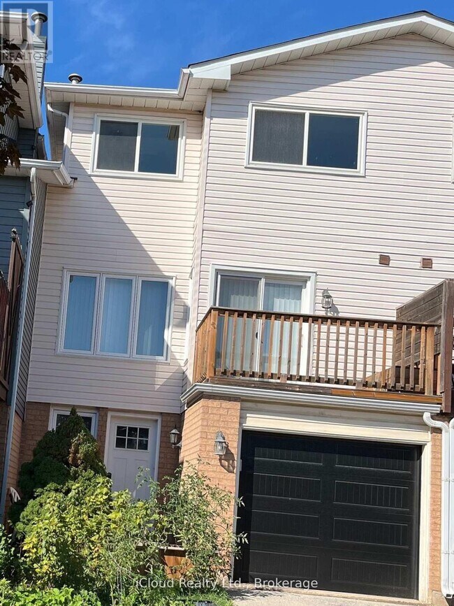 Building Photo - 40 Glenashton Dr