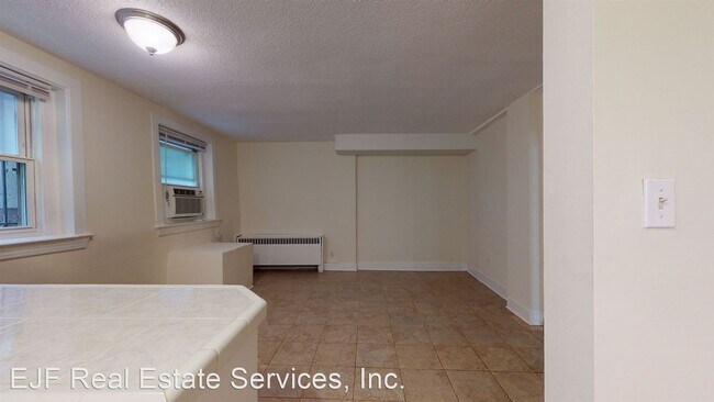 Building Photo - 2415 20th St NW