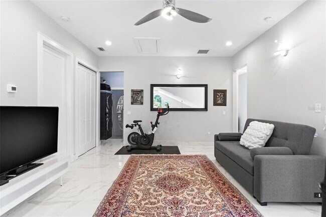 Foto del edificio - 475 27th Ave N