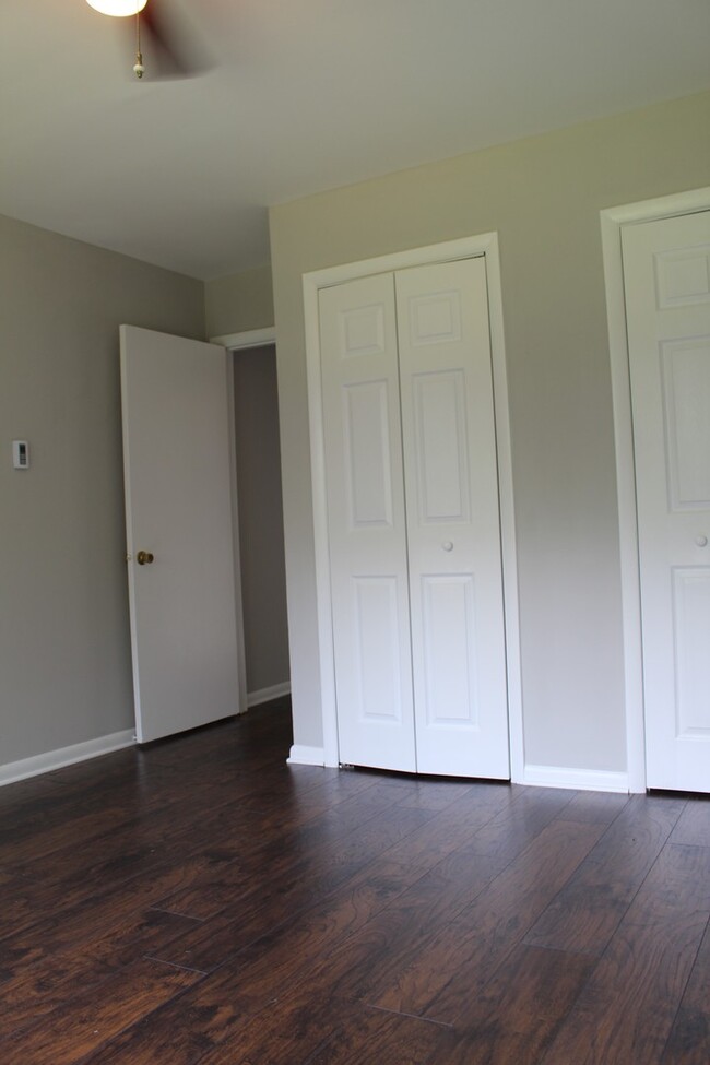 Foto del edificio - 1st floor apartment