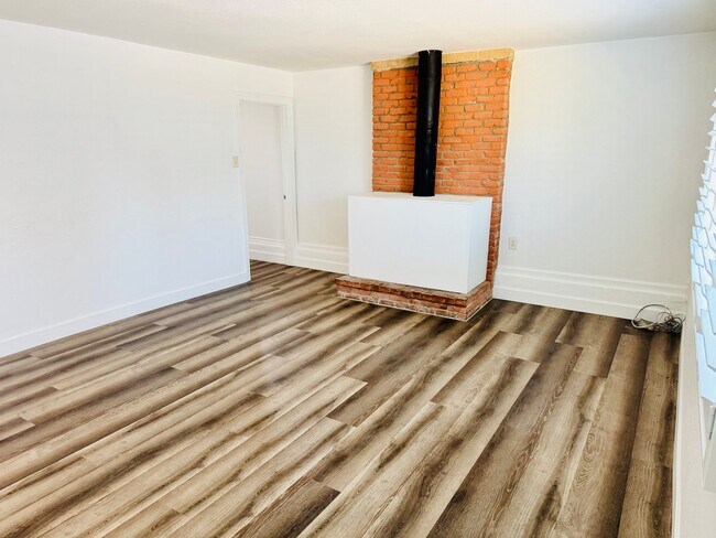 Foto del edificio - 63 Cathcart Ave