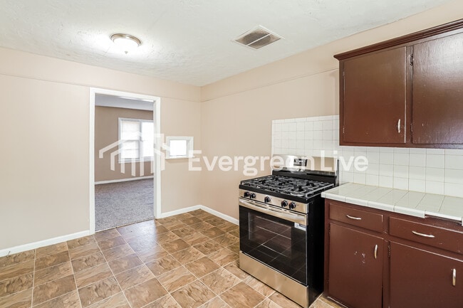 Foto del edificio - 6629 Parkview Ave