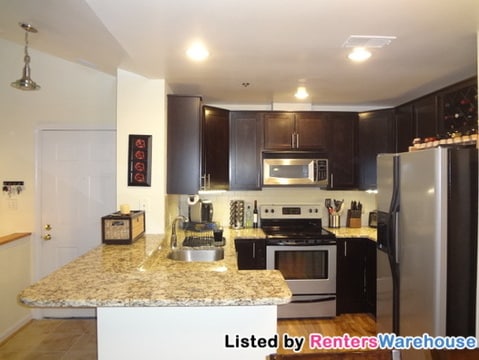 Building Photo - 4411 Silverbrook Ln
