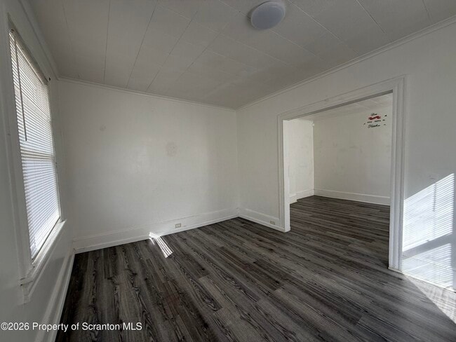 Building Photo - 216-216 14th Ave