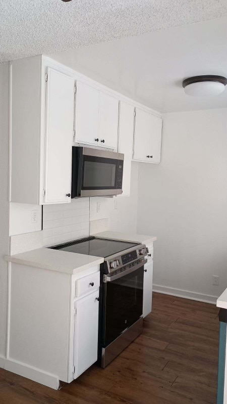 Building Photo - 6114 Whitsett Ave