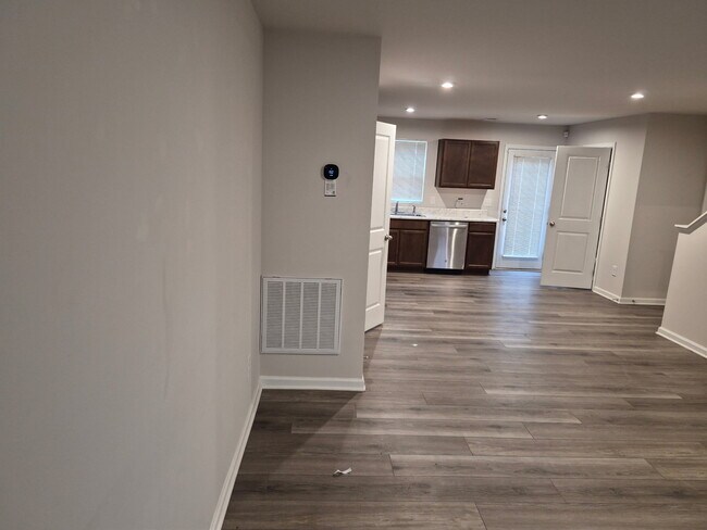 Foto del edificio - 417 Harmony Hill Trl