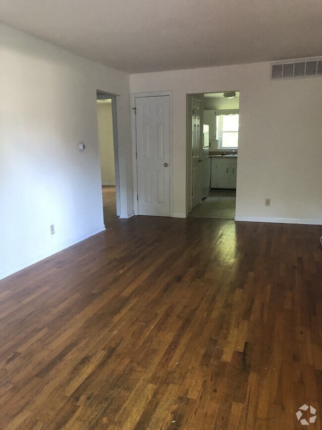 Mexico Gravel Apartments for Rent with Hardwood Floors Columbia, MO
