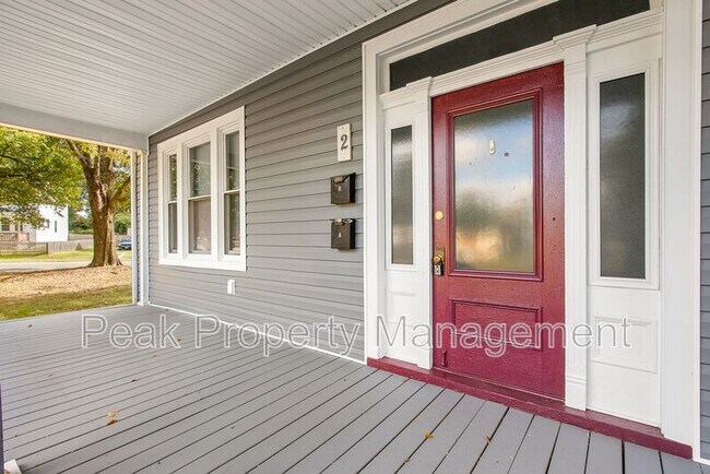 Foto del edificio - 2 Dundee Ave