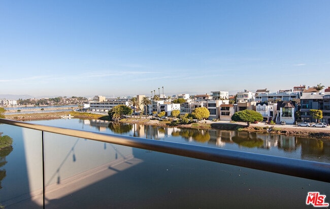 Building Photo - 6400 Pacific Ave