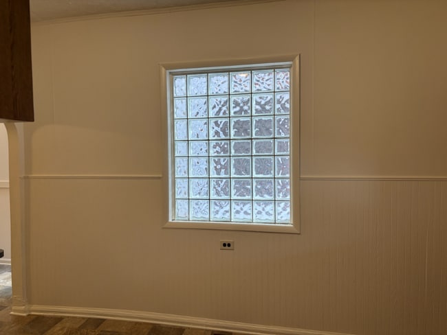 Building Photo - 3925 Burgoon Rd