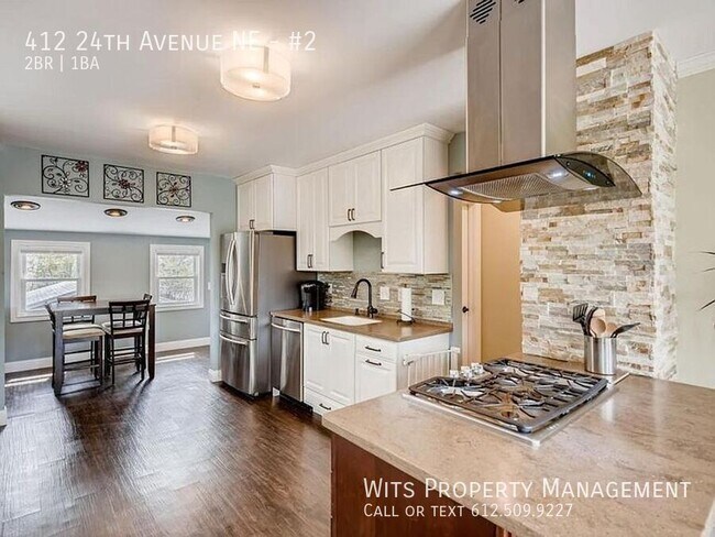Building Photo - 412 24th Ave NE