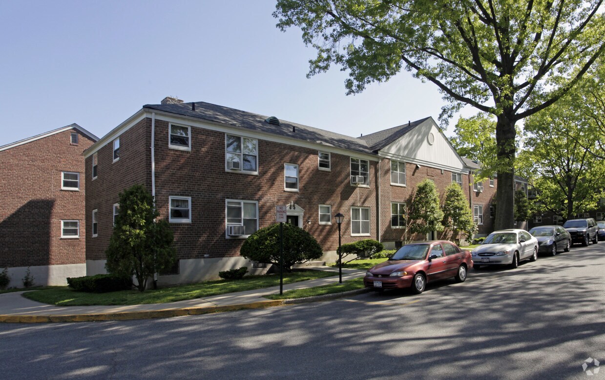 Foto principal - Millbrook Apartments