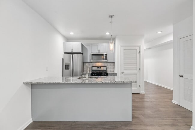 Photo - 2227 E Cumberland St Apartment