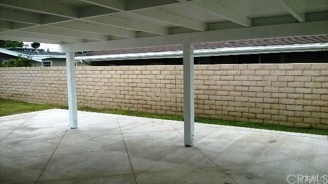 Building Photo - 490 N Emerald Dr