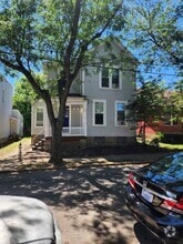 Building Photo - 1605 Banklick St