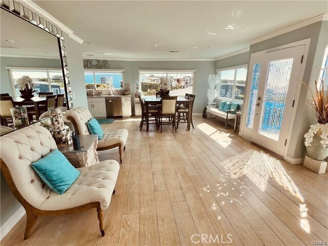 Foto del edificio - 29500 Heathercliff Rd