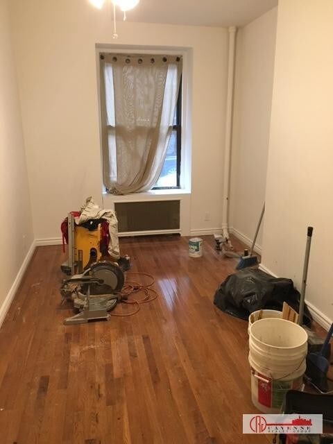 Primary Photo - 308 E 83rd St