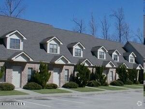 Building Photo - 907 Allen Rd