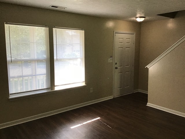 Building Photo - 5622 Decatur Ridge Drive