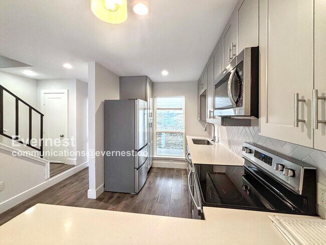 Foto del edificio - 3804 Southway Dr
